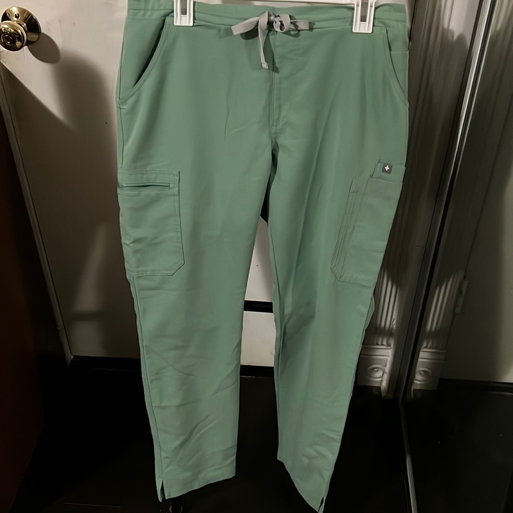 Figs scrub pants